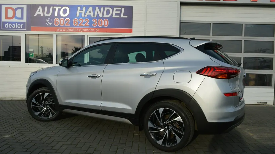 HYUNDAI Tucson -