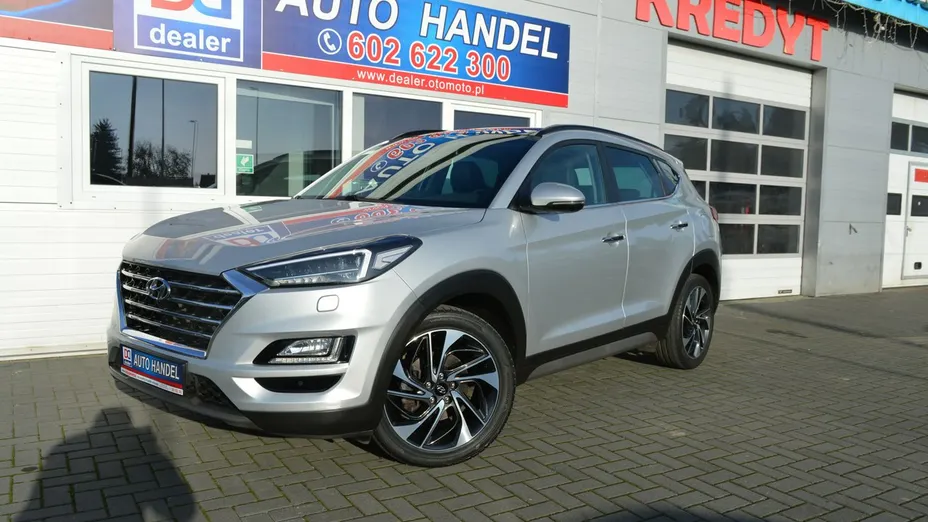 HYUNDAI Tucson -