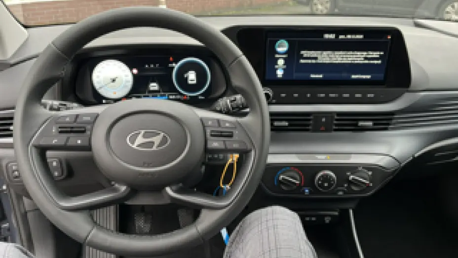 HYUNDAI i20 -