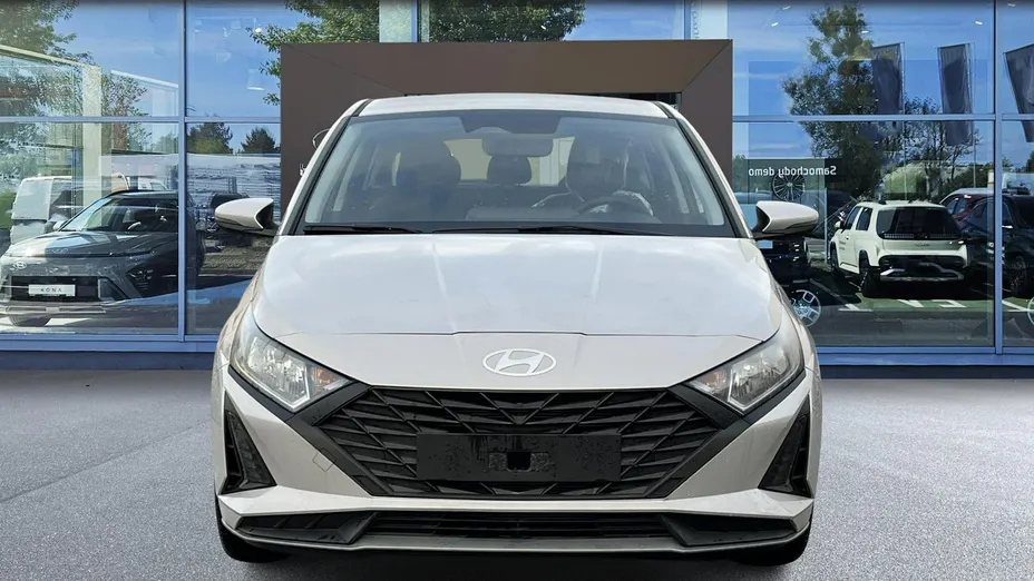 HYUNDAI i20 -