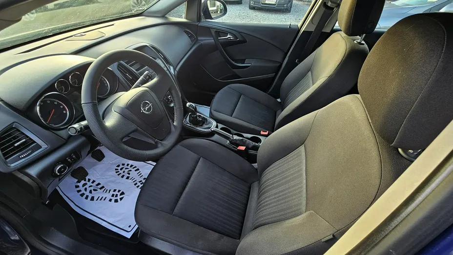 OPEL Astra -