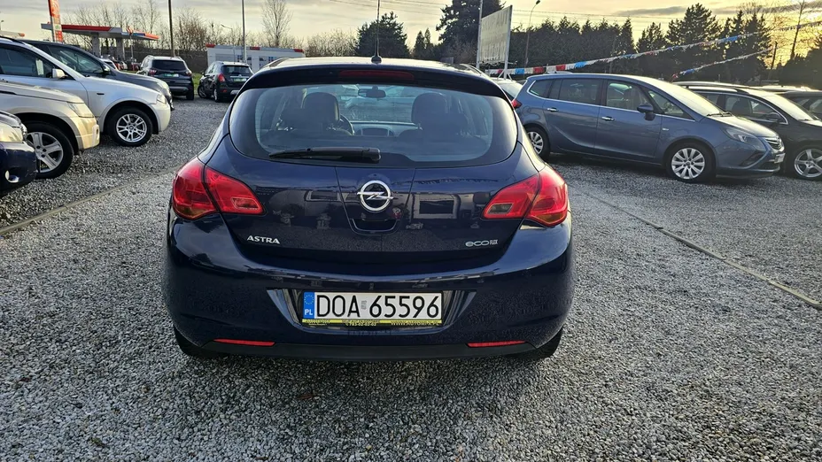 OPEL Astra -