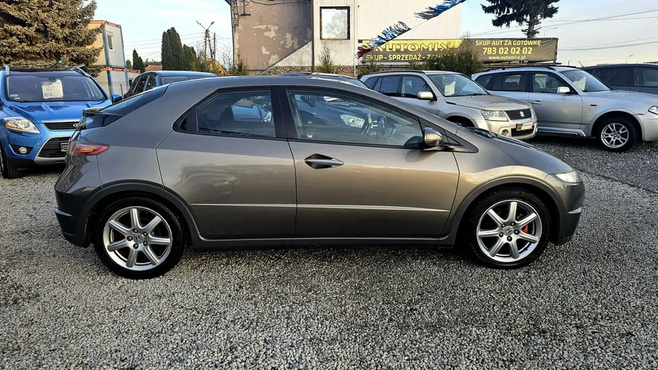 HONDA Civic -
