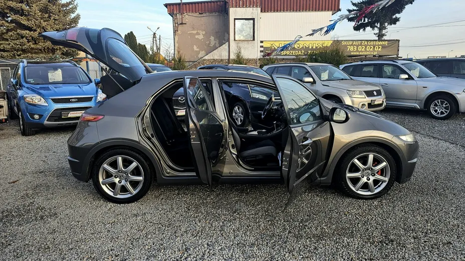 HONDA Civic -
