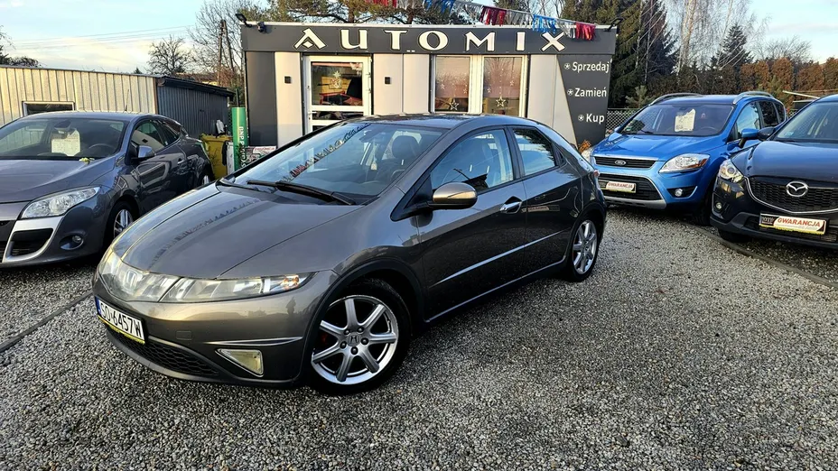 HONDA Civic -