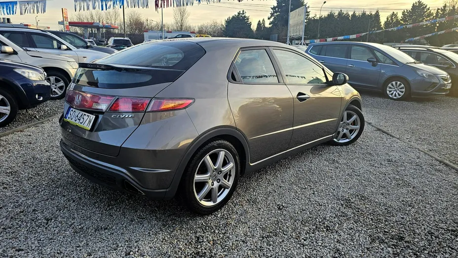 HONDA Civic -