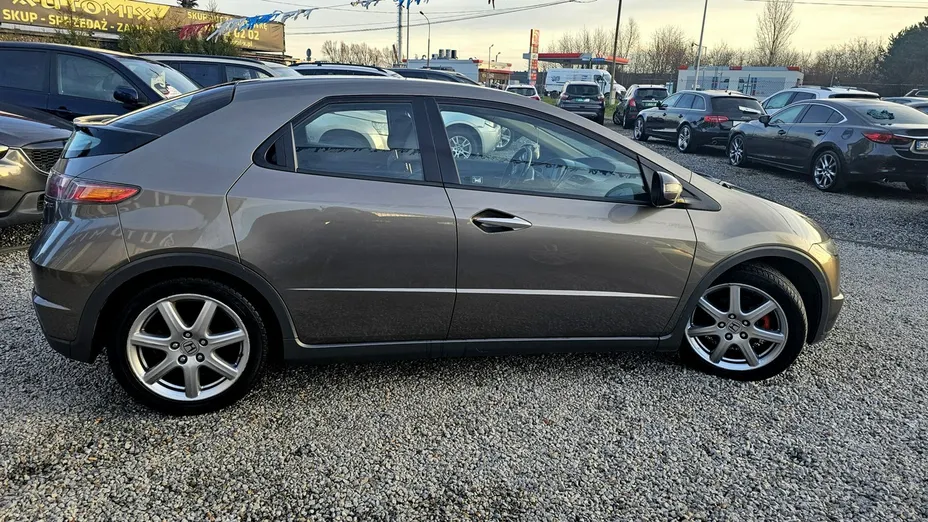 HONDA Civic -