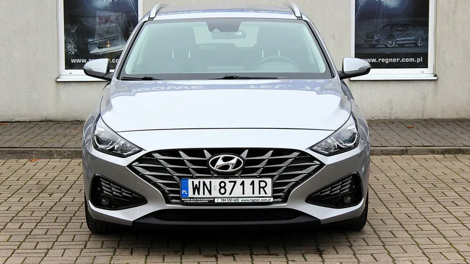 HYUNDAI i30 -