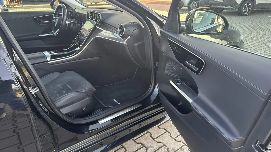 MERCEDES-BENZ C Klasa -