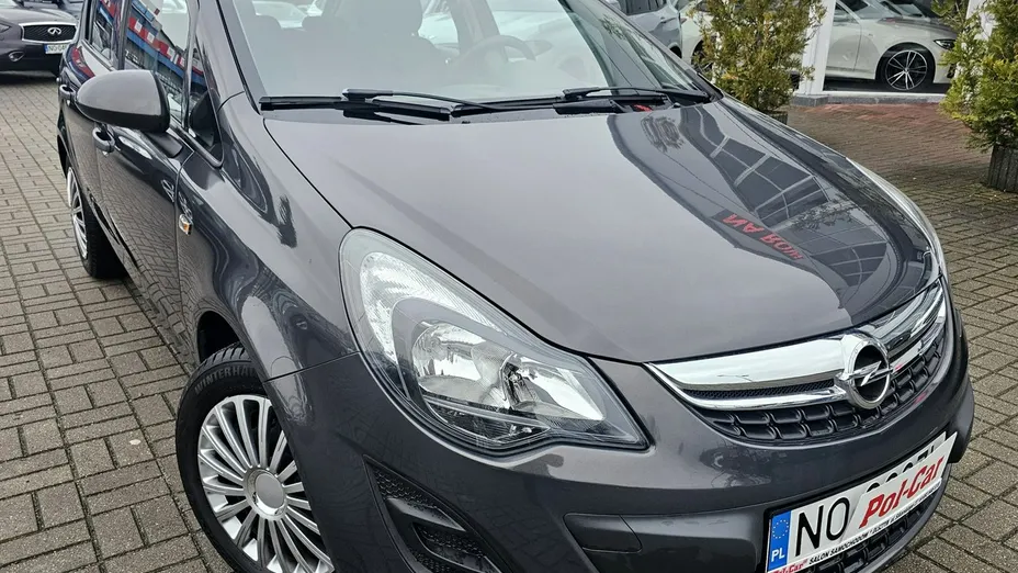 OPEL Corsa -