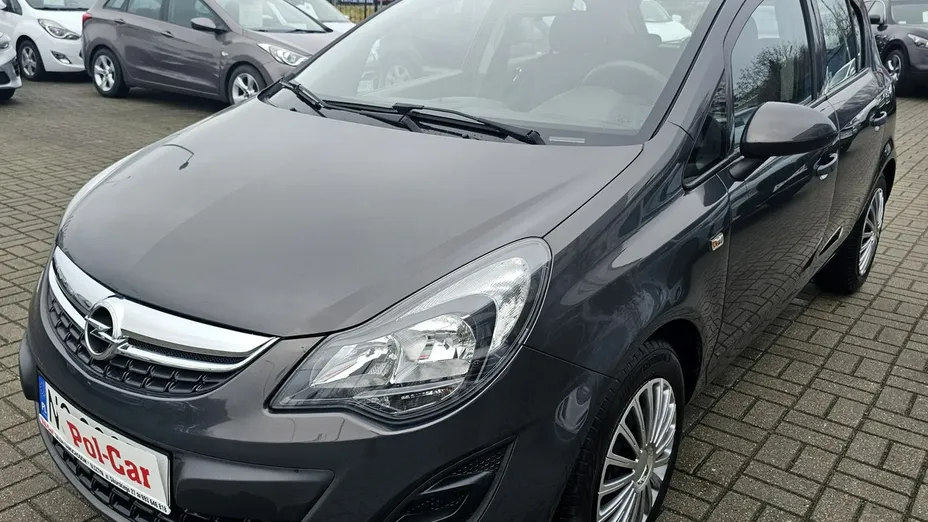 OPEL Corsa -