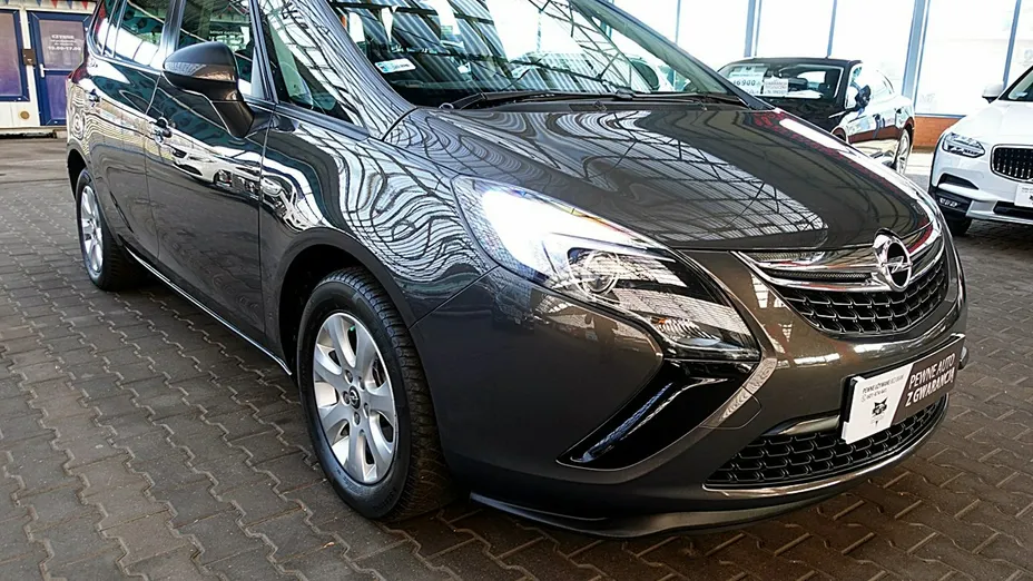 OPEL Zafira -