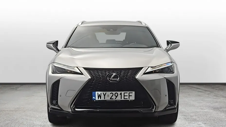 LEXUS UX -
