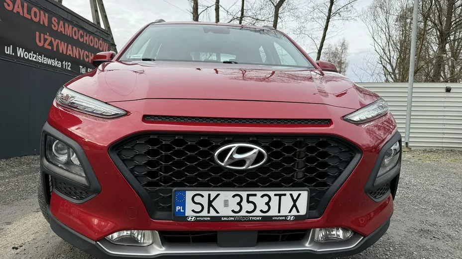 HYUNDAI Kona -