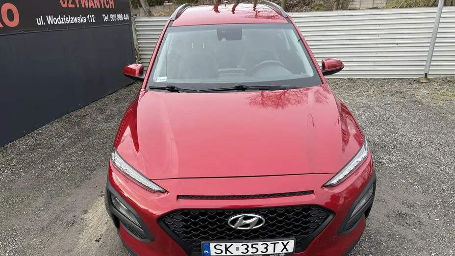 HYUNDAI Kona -