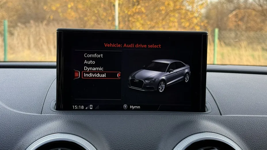 AUDI S3 Limousine -