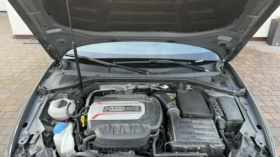 AUDI S3 Limousine -