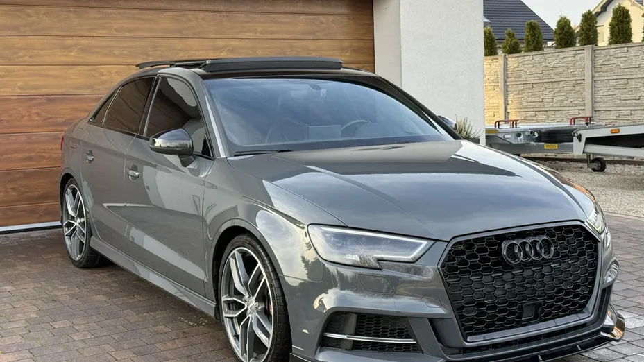 AUDI S3 Limousine -
