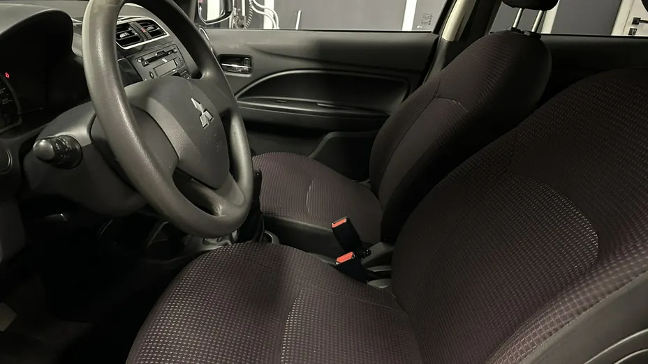 MITSUBISHI Space Star -