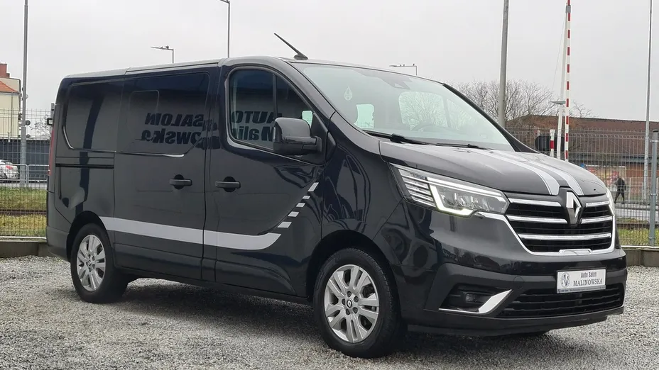 RENAULT Trafic -