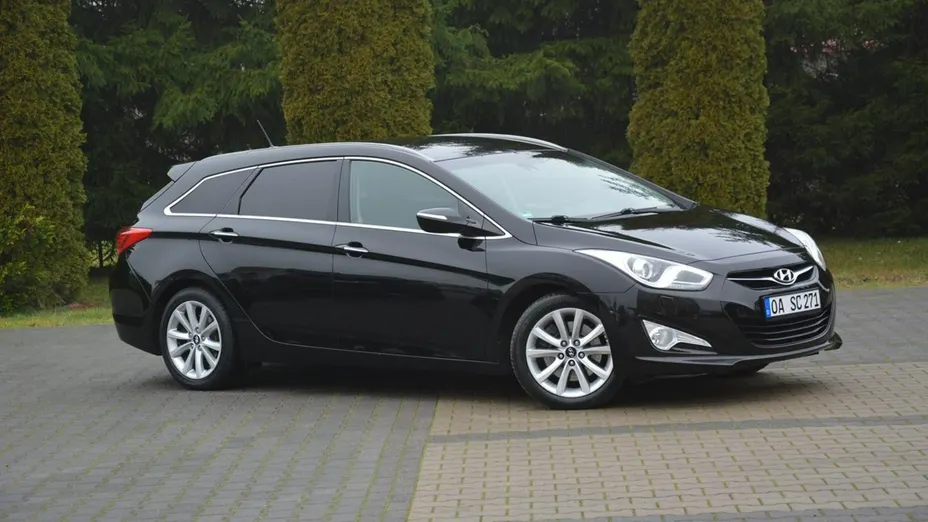 HYUNDAI i40 -