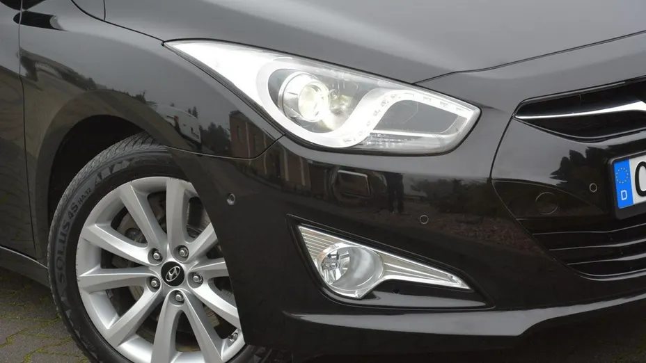 HYUNDAI i40 -