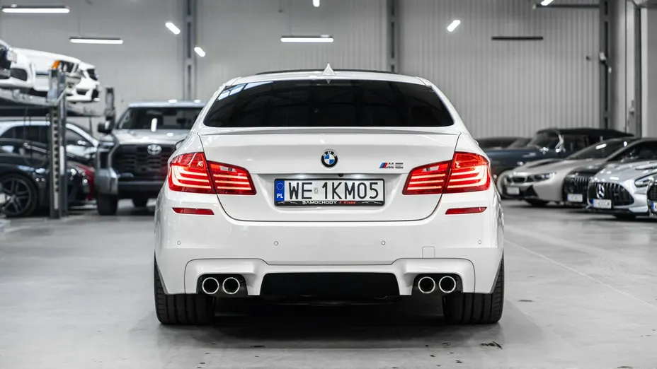 BMW M5 -