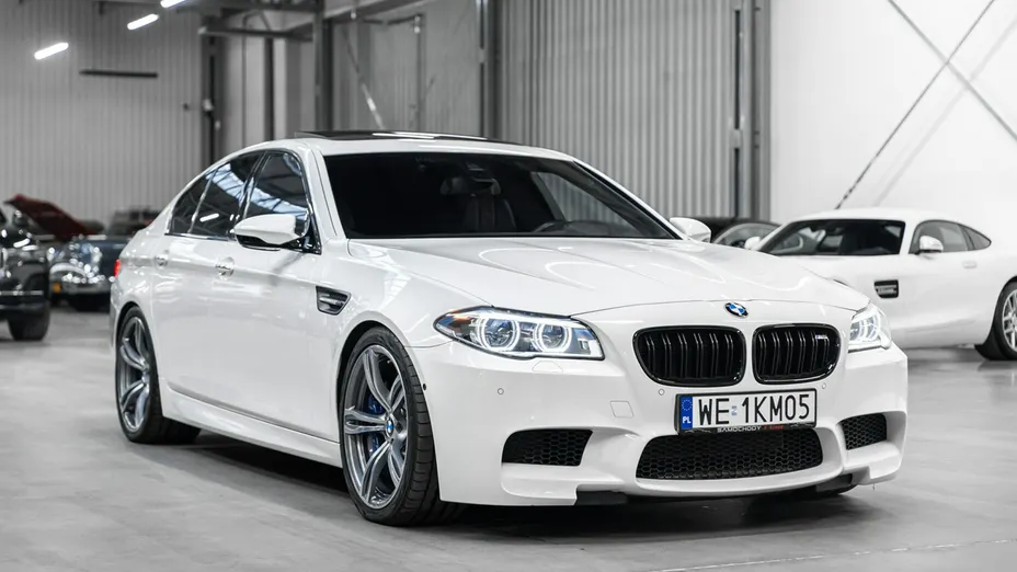 BMW M5 -