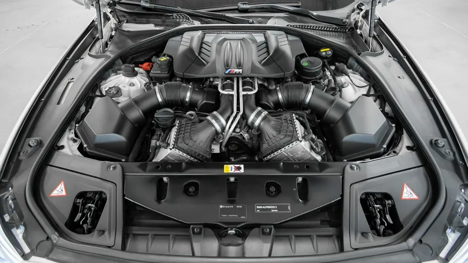 BMW M5 -