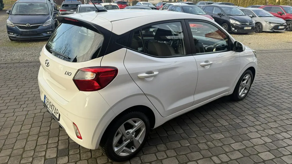 HYUNDAI i10 -