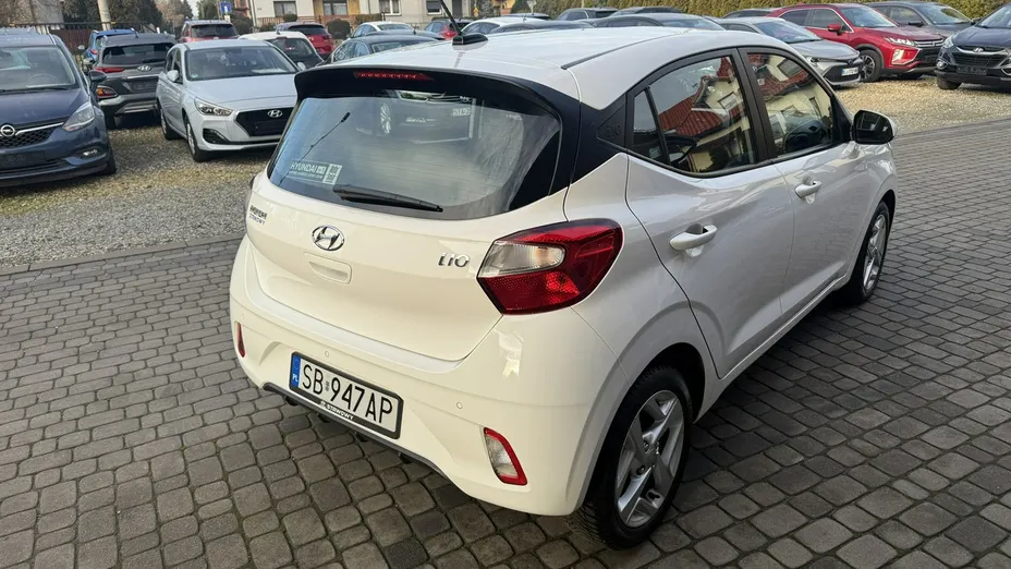 HYUNDAI i10 -