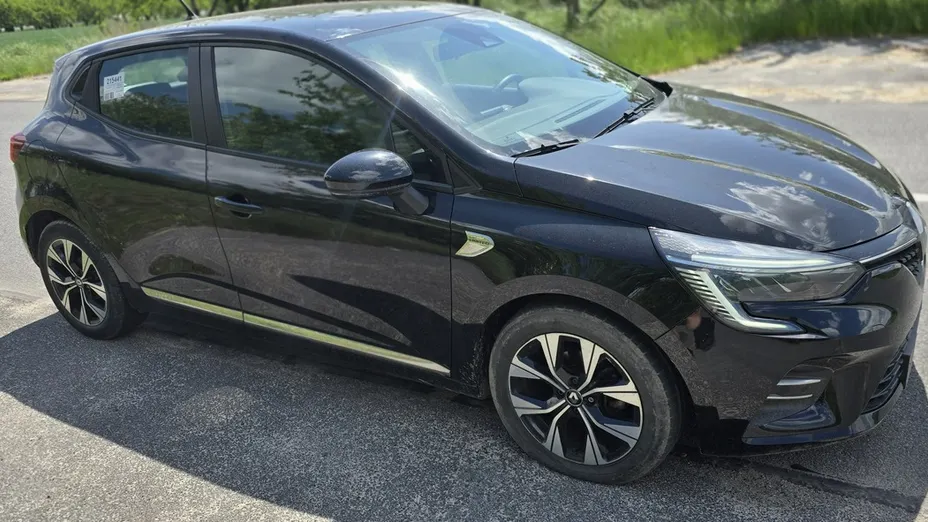 RENAULT Clio -