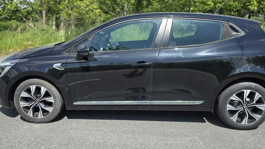 RENAULT Clio -