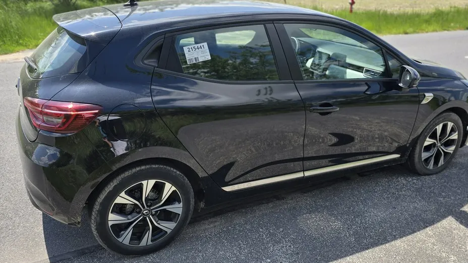 RENAULT Clio -