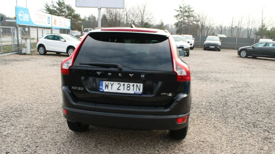 VOLVO XC60 -