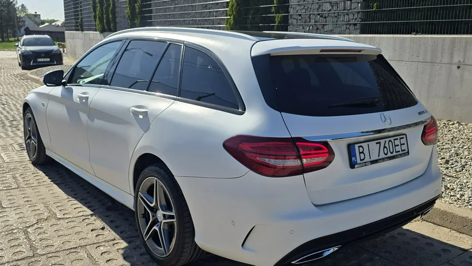 MERCEDES-BENZ C Klasa -