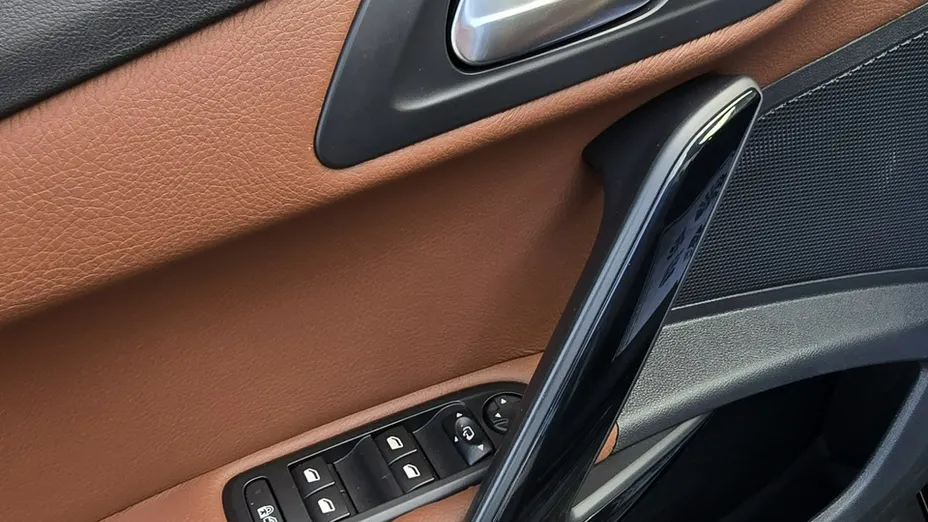 PEUGEOT 508 -