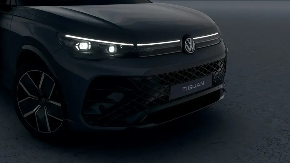 VOLKSWAGEN Tiguan -