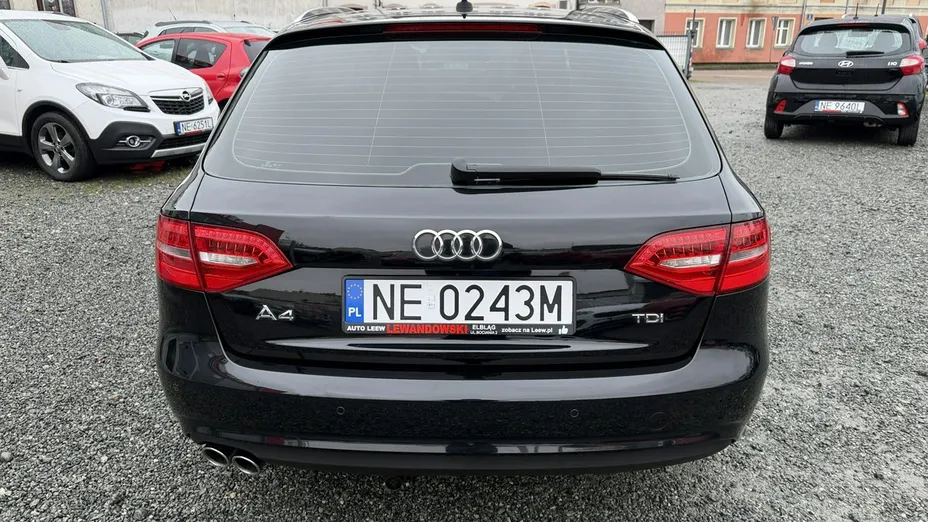 AUDI A4 -
