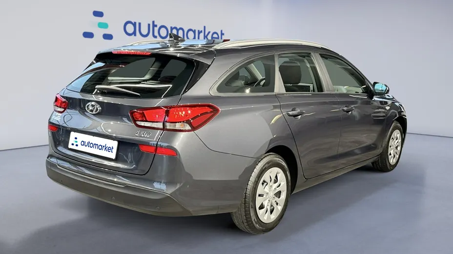 HYUNDAI i30 i30 1.5 DPI Classic +