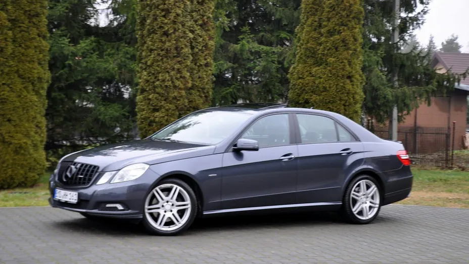 MERCEDES-BENZ E Klasa -