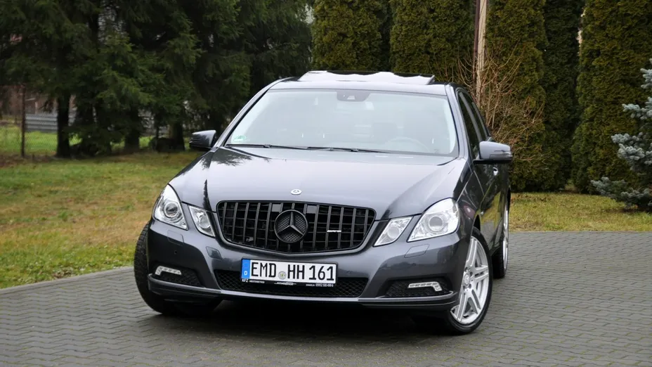MERCEDES-BENZ E Klasa -