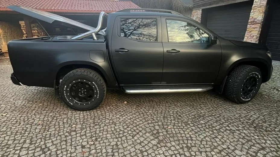MERCEDES-BENZ Klasa X -