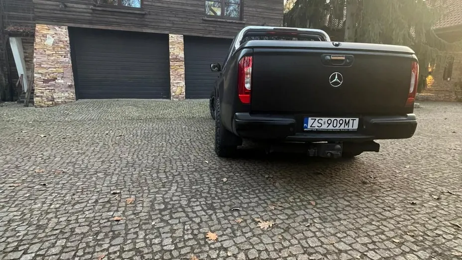 MERCEDES-BENZ Klasa X -