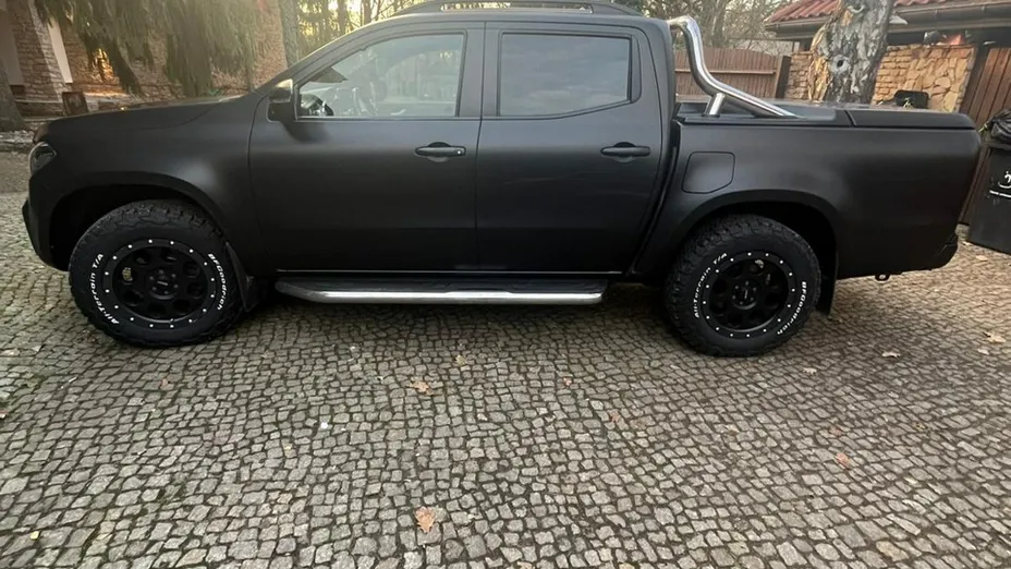 MERCEDES-BENZ Klasa X -