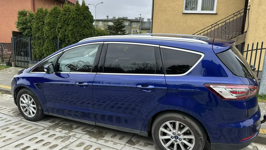 FORD S-MAX -