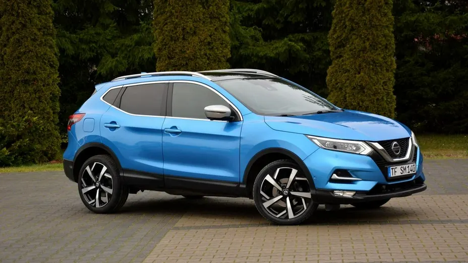 NISSAN Qashqai -