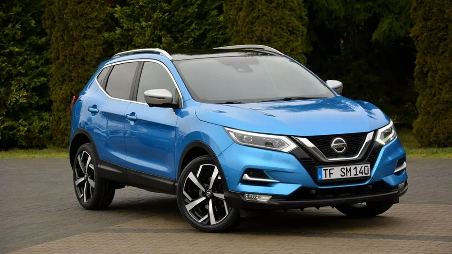 NISSAN Qashqai -