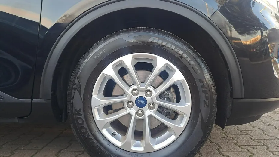 FORD Kuga -