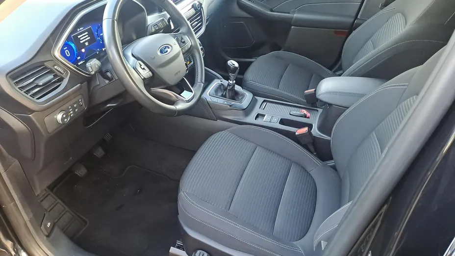 FORD Kuga -
